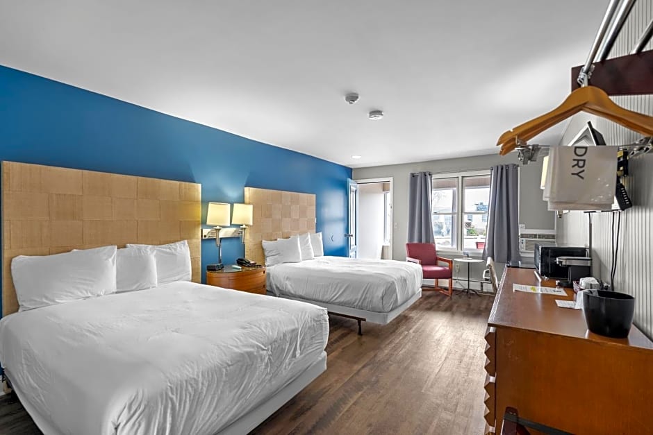 Hatchway Hotel