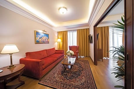 Acropolis View Suite