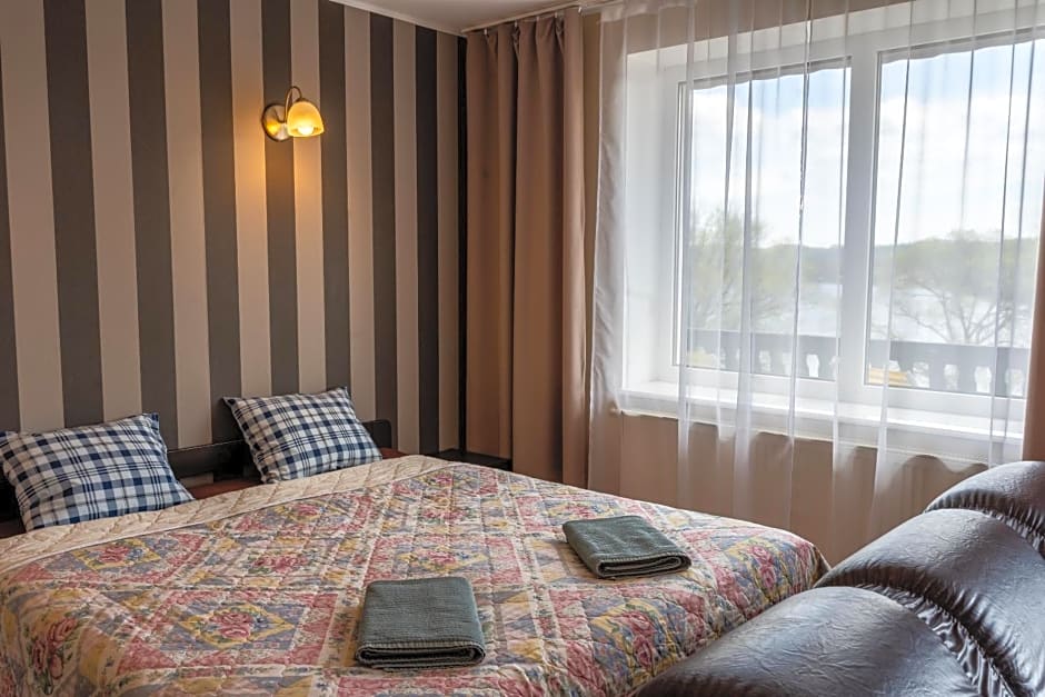 Gościniec Skolimówka Restauracja i pokoje ze śniadaniem na Kaszubach