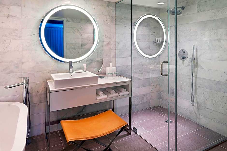 Le Meridien Chicago - Oakbrook Center