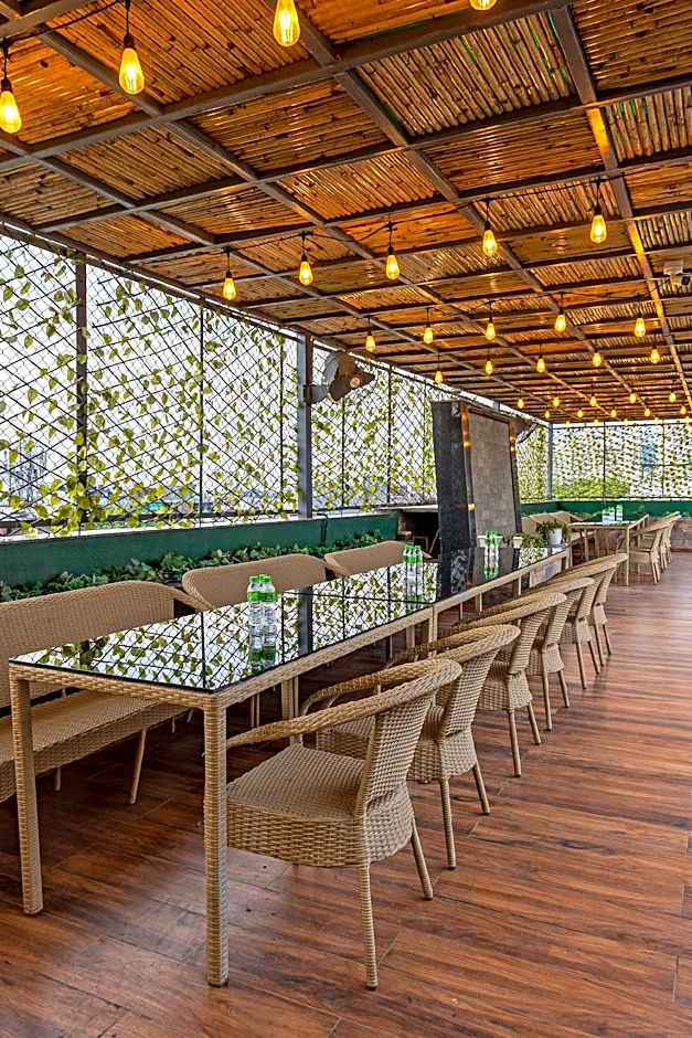 Hotel Haris MG Road