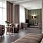 Greguar Hotel by UHM