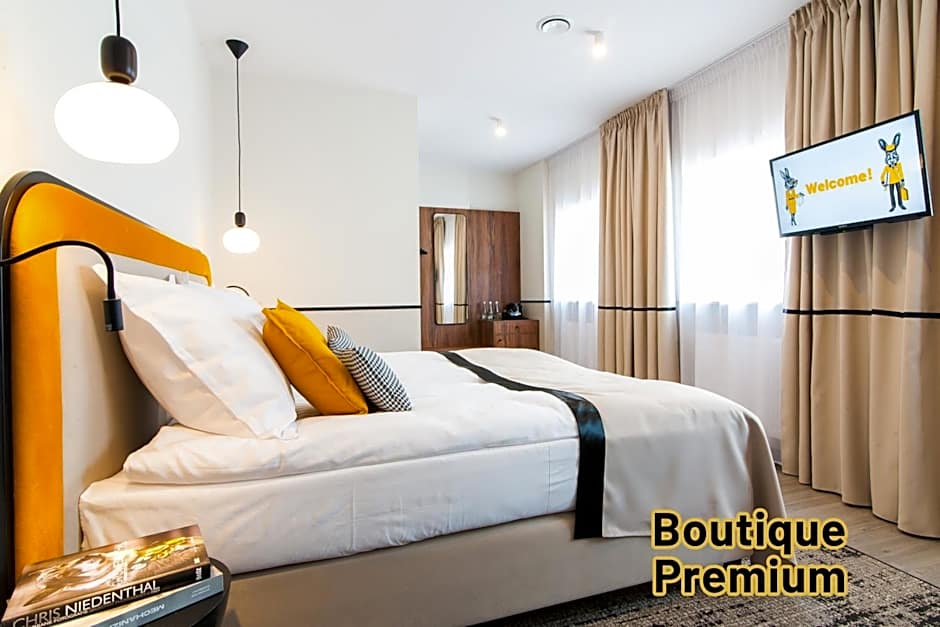 Hotel Awo