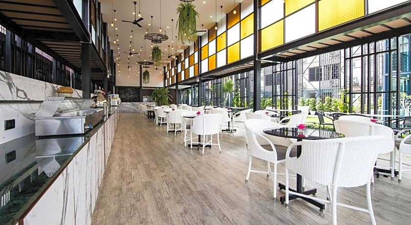 Blue Lagoon Hotel BY diamond