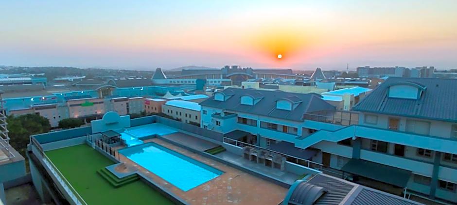 Gateway Oceans - 2 Adults & 4 Children ONLY - Families or 1 Couple only - No parties