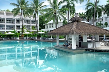 Peppers Beach Club & Spa