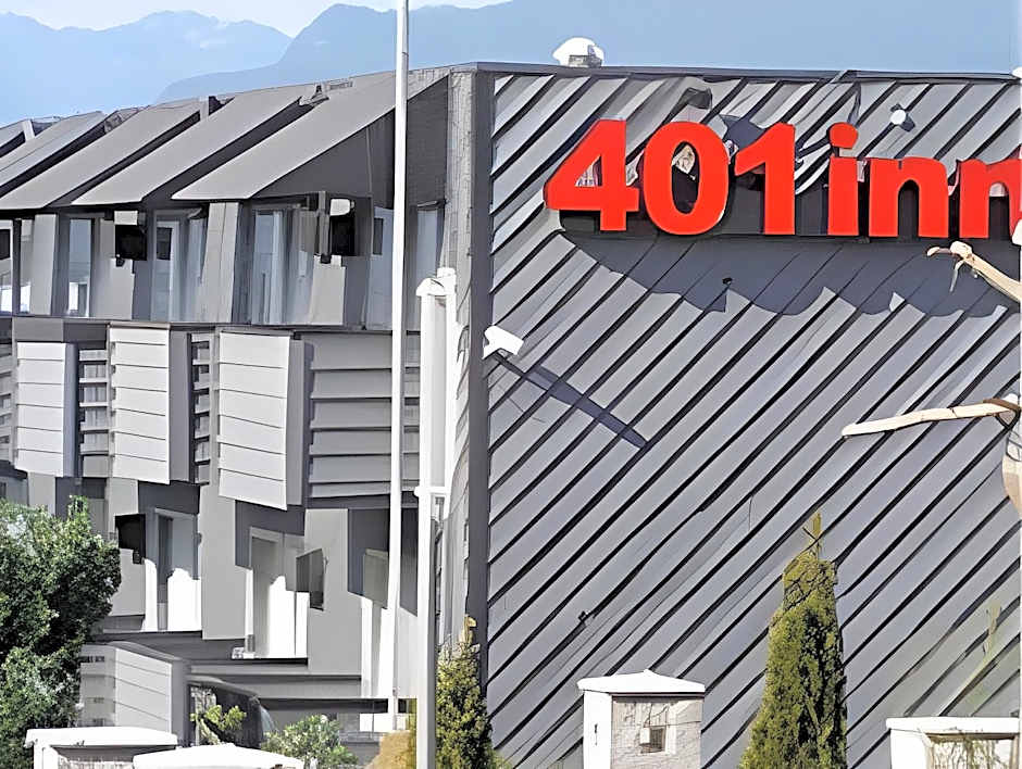 Coast Metro Vancouver Hotel