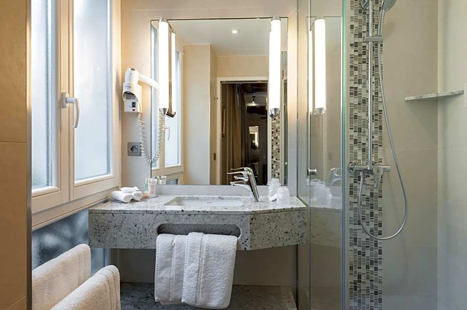 Best Western Plus Hotel Sydney Opera