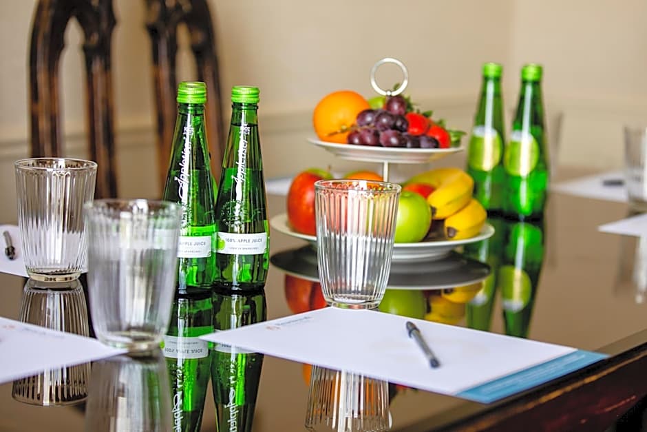 The Beachcroft Hotel, BW Signature Collection