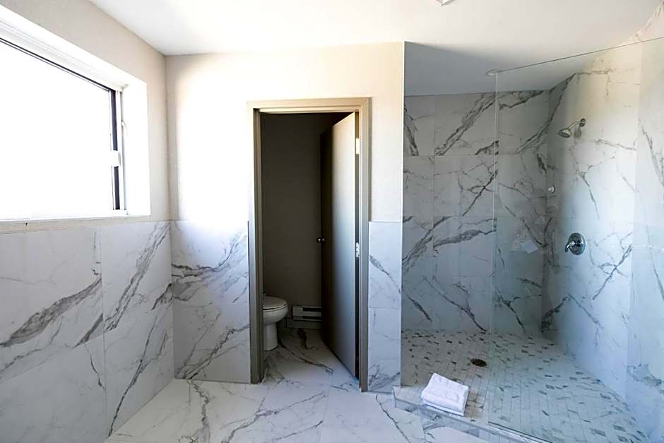 Best Western Plus Montreal East