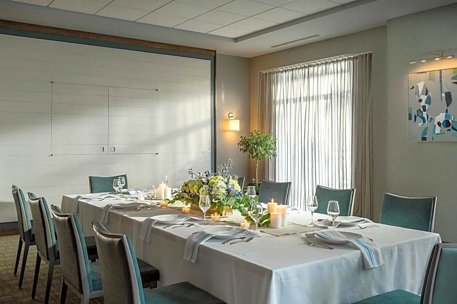 Courtyard by Marriott Burlington Harbor
