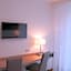 Hotel S16