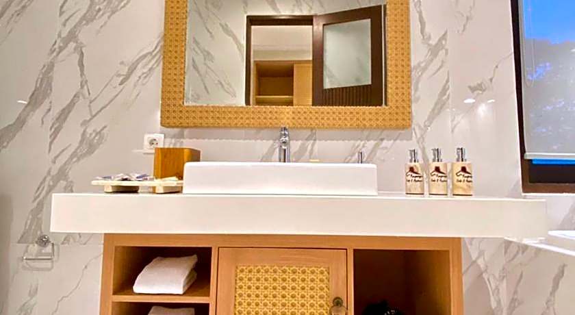 Kayangan Boutique Hotel