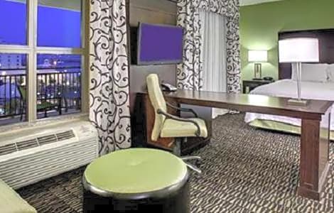Hampton Inn & Suites Baton Rouge Downtown