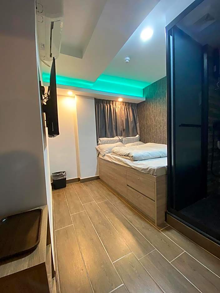 T A B Hotel