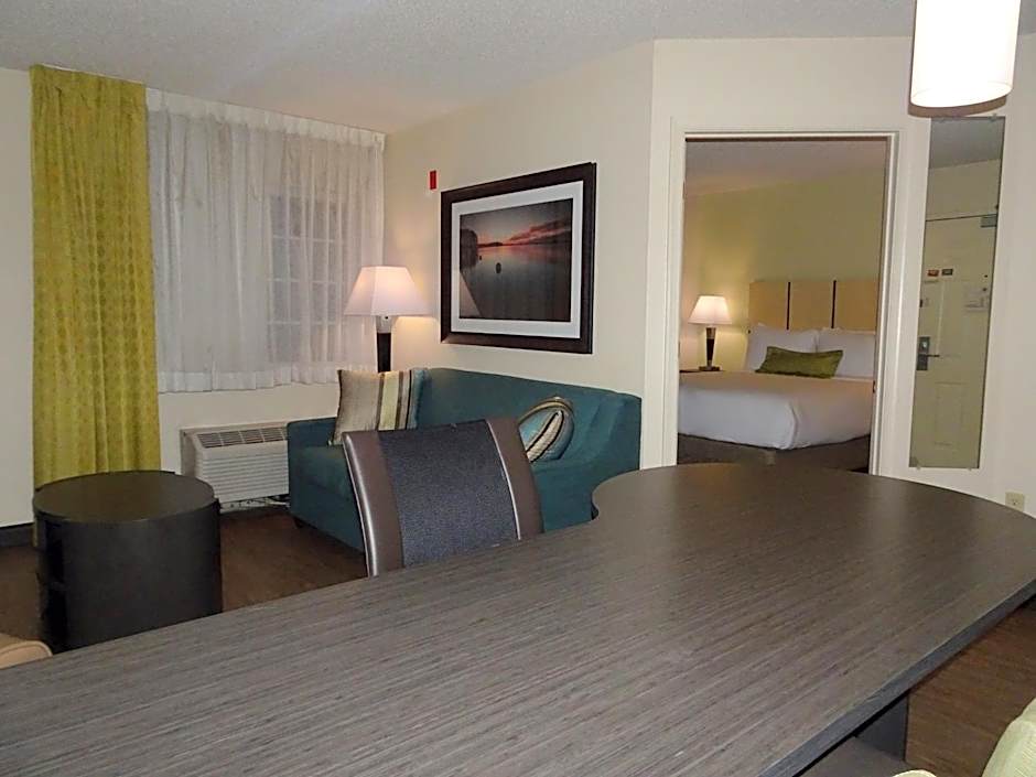 Candlewood Suites Richmond West End Short Pump By IHG