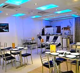 HOTEL DELHI 55 @ NEW DELHI RAILWAY STATION                                                      