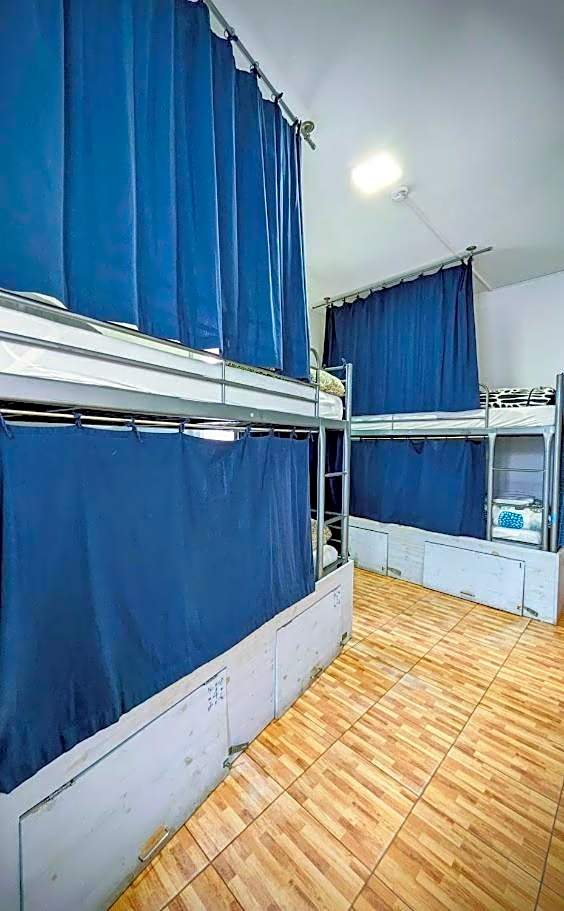 Orange3 Hostel