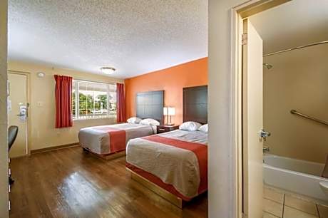 Motel 6-Washington, DC - Convention Center