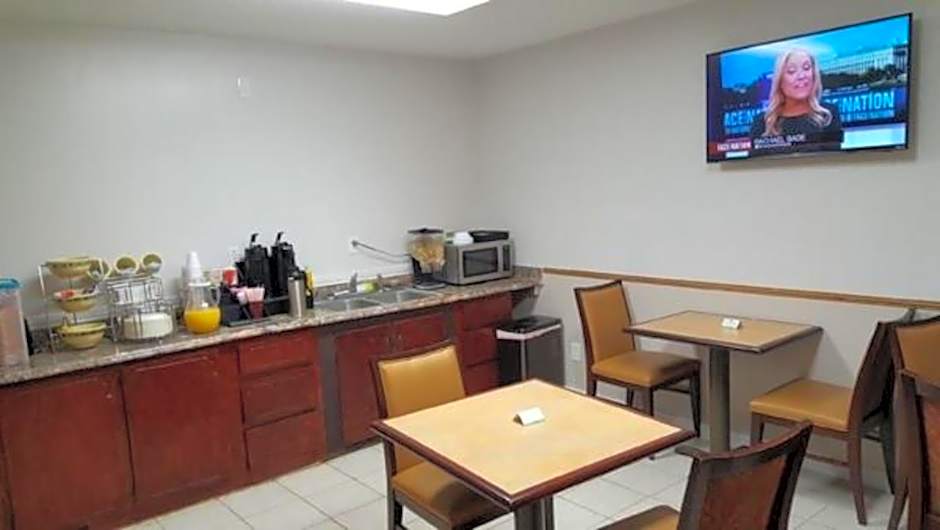 Loyalty Inn Hawkinsville