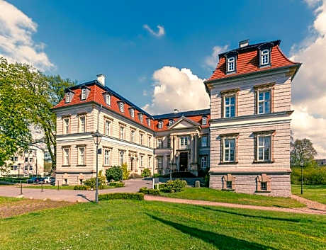 Sunday Schloss Neustadt Glewe