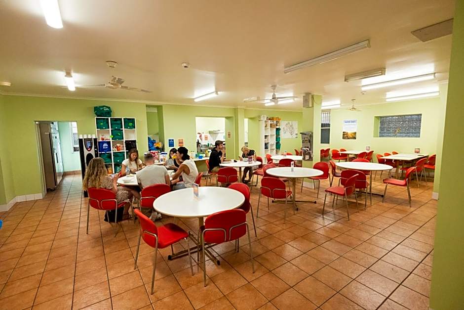 Newcastle Beach YHA Hostel