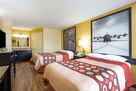 2 Double Beds Non-Smoking