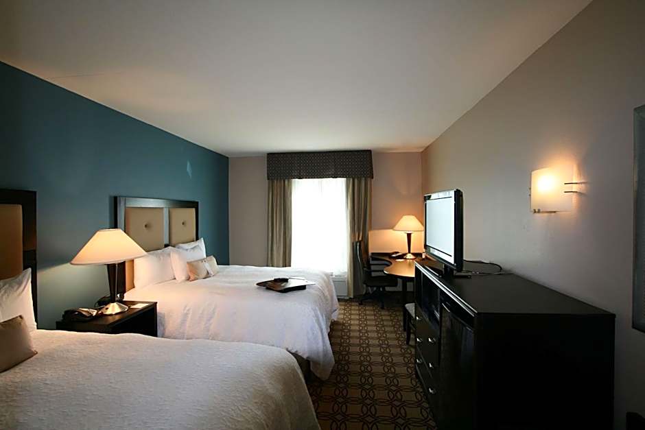 Hampton Inn By Hilton & Suites Charlotte-Airport