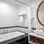 AVS Hotel Phu Quoc