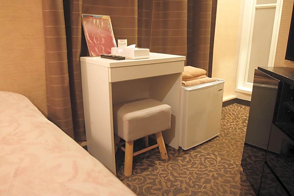 Tokyo Tourist Inn