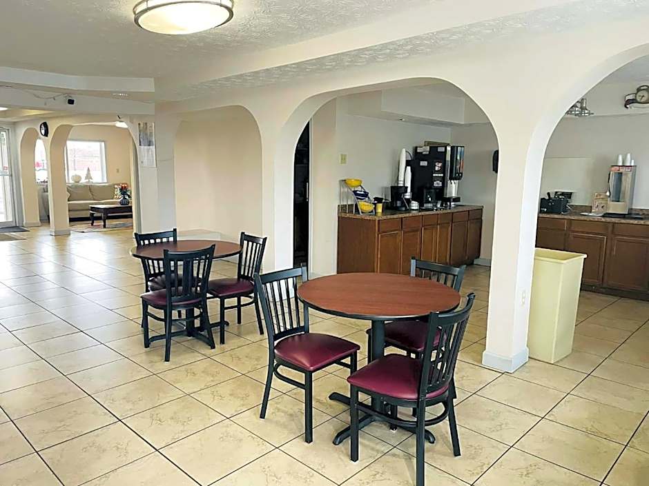 Travelodge by Wyndham Sellersburg / Louisville North