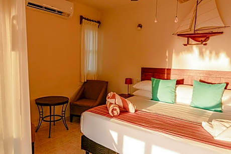 Deluxe Double Room with Sea View
