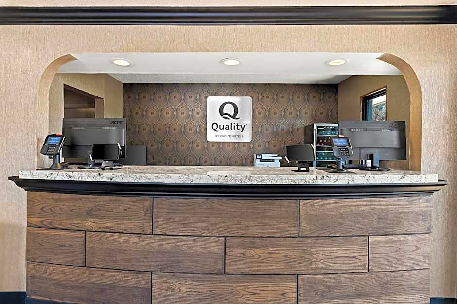 Quality Inn & Suites