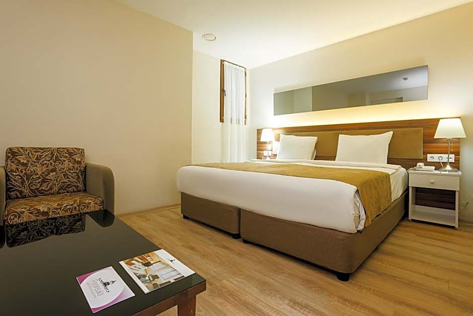 Photo 1 of 8 of Standard 1 Double Bed or 2 Beds