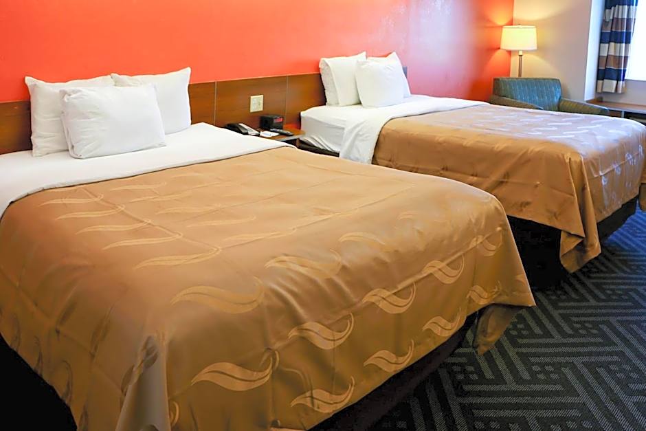 Quality Inn & Suites Watertown Fort Drum