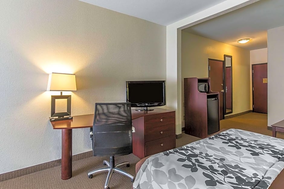 Sleep Inn & Suites Bush Intercontinental - IAH East