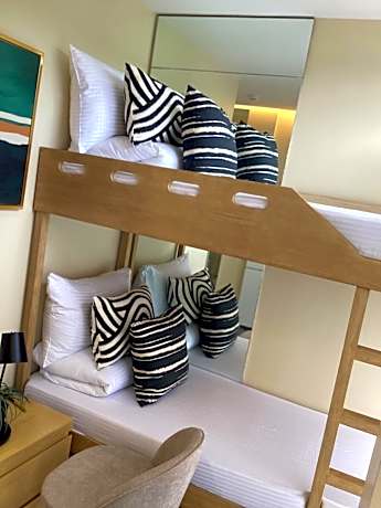 Bunk Bed in Mixed Dormitory Room
