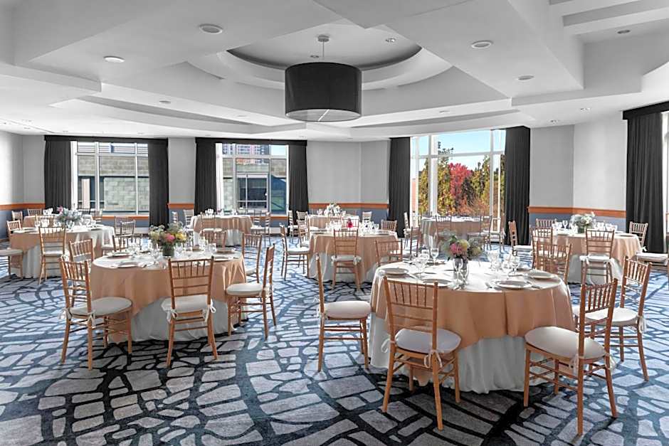 Le Méridien Boston Cambridge