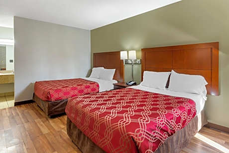 Double Room with Two Double Beds - Smoking