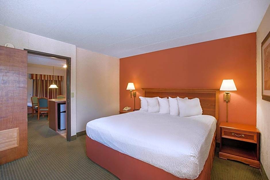 AmericInn by Wyndham Omaha