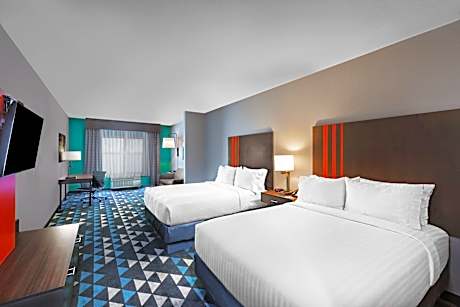 Suite 2 Bed Hearing Accessible Non-Smoking