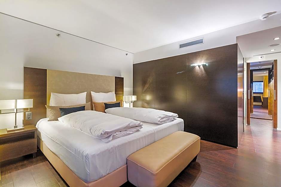 becozy Self-Check in Hotel Sihlcity