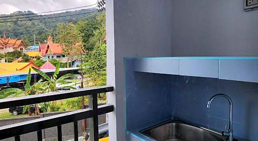 iCheck inn Darisa Patong