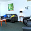 Alexander Motor Inn & Apartments