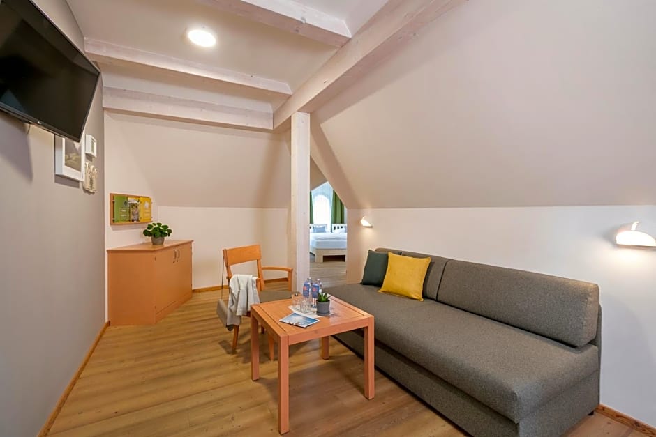 JUFA Hotel Schloss Röthelstein