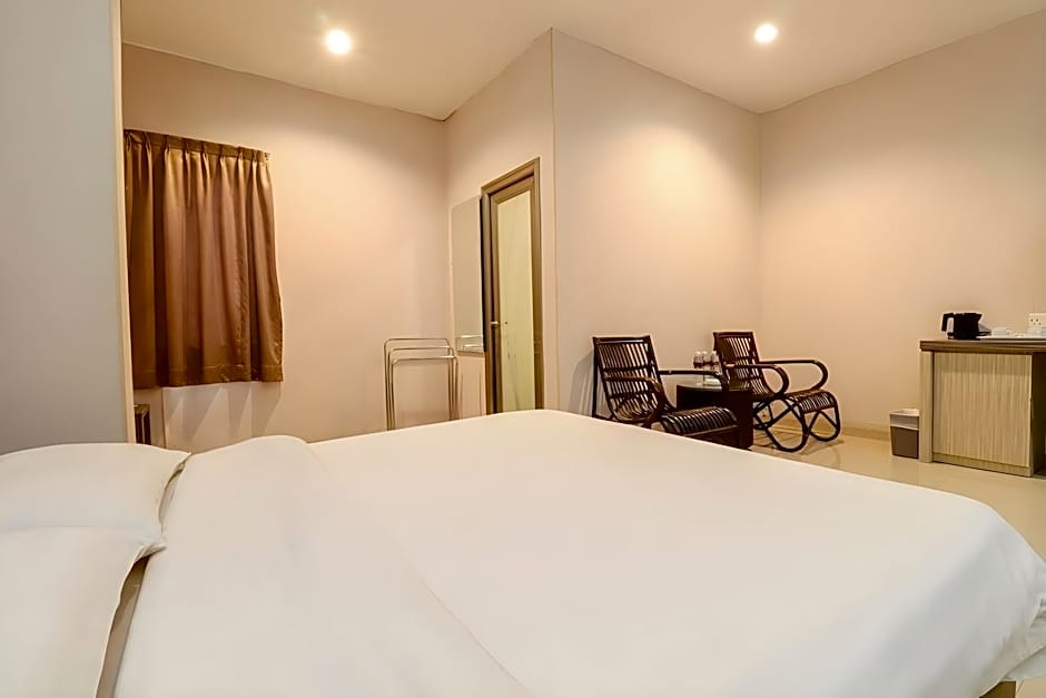 Lovina Inn Hotel Batam