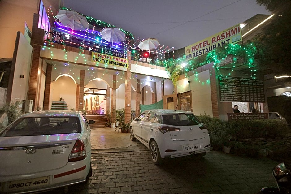 Hotel Rashmi                                                        