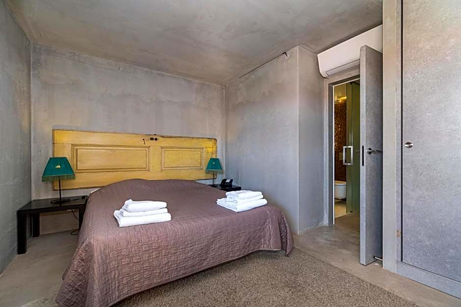 N1 Hostel Apartments and Suites