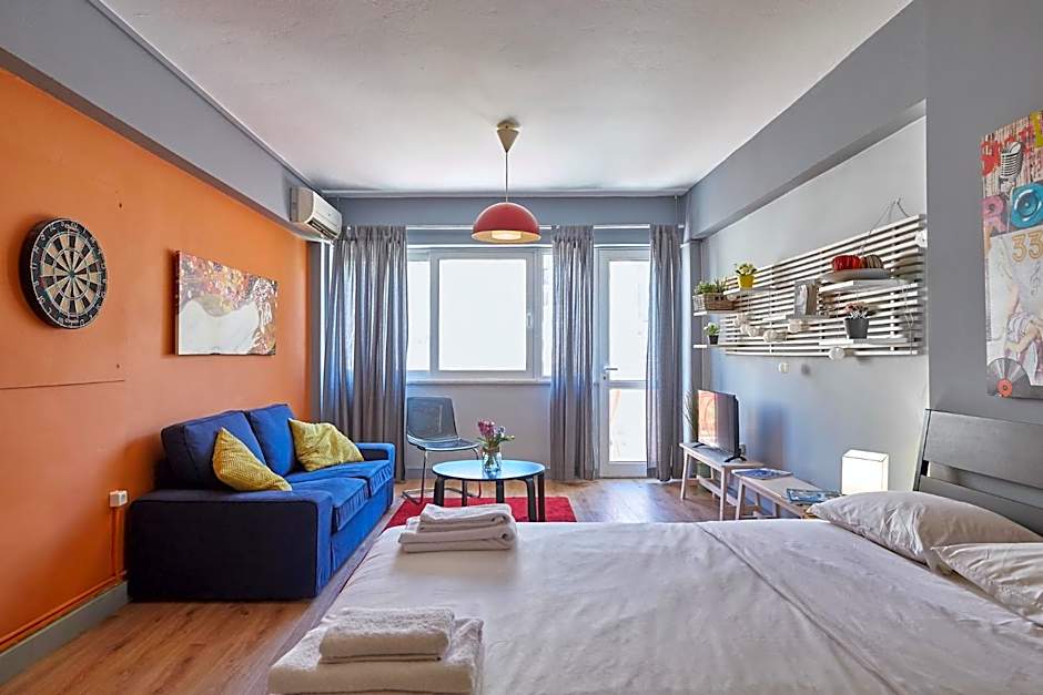 toStay-Unique apartment hotel in Athens center!