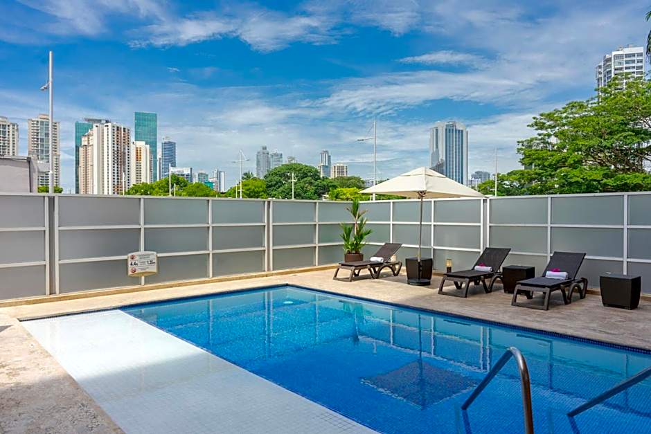 Courtyard by Marriott Panama Multiplaza Mall